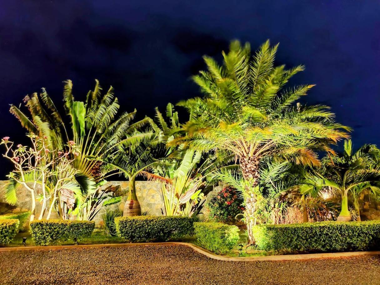 Lakaz Kannell - Vanilla Lodge, Secluded Outside Bath & Shower Infinity Pool كاب مالهيريوكْسْ المظهر الخارجي الصورة