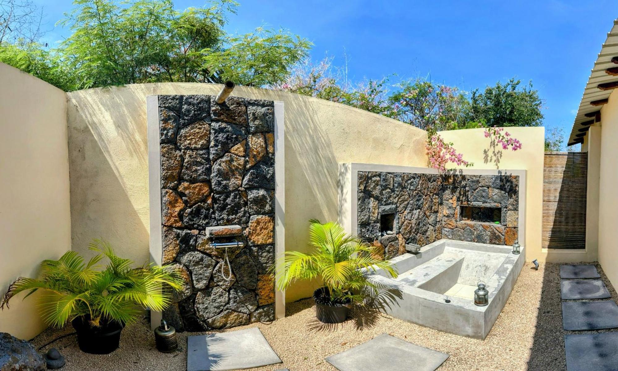 Lakaz Kannell - Vanilla Lodge, Secluded Outside Bath & Shower Infinity Pool كاب مالهيريوكْسْ المظهر الخارجي الصورة
